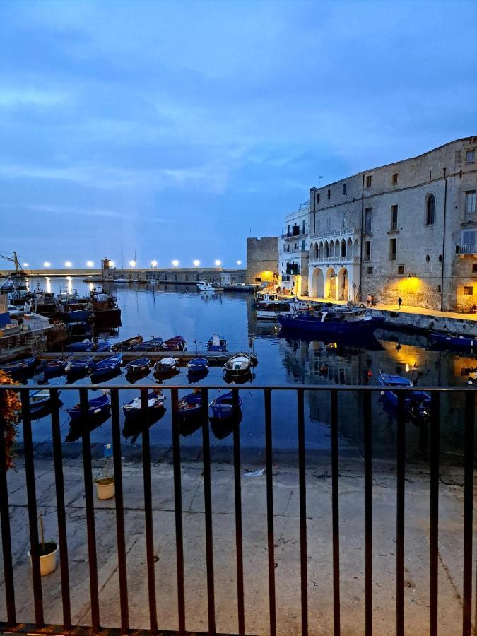 Al Console Luxury Suite Monopoli Exterior foto