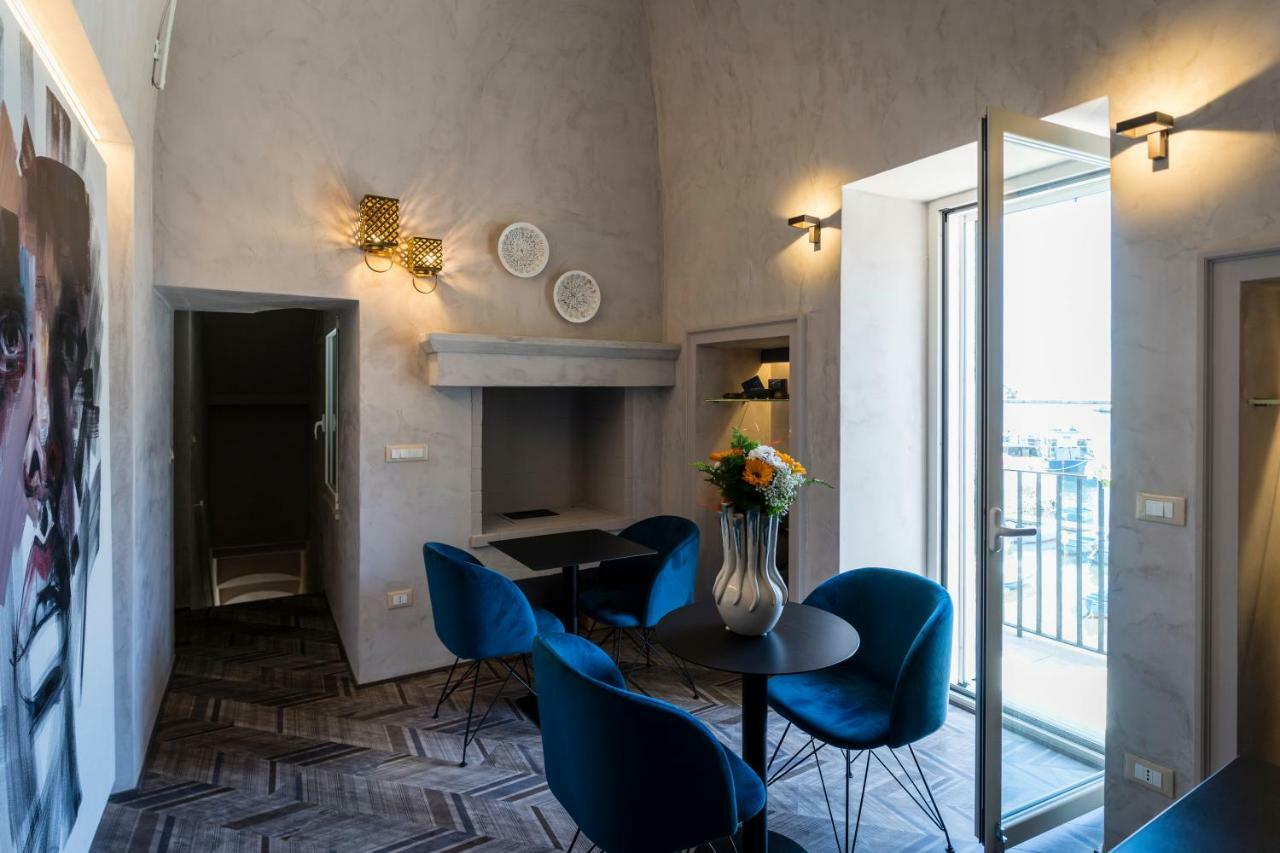 Al Console Luxury Suite Monopoli Exterior foto